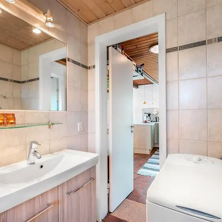 Hébergement de vacances Trugot - 450m To The Fjord By Interhome *