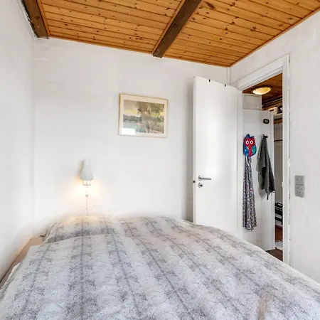 Trugot - 450m To The Fjord By Interhome