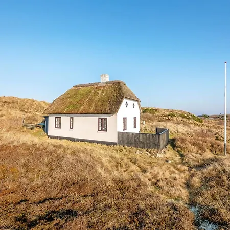 Trugot - 450m To The Fjord By Interhome *